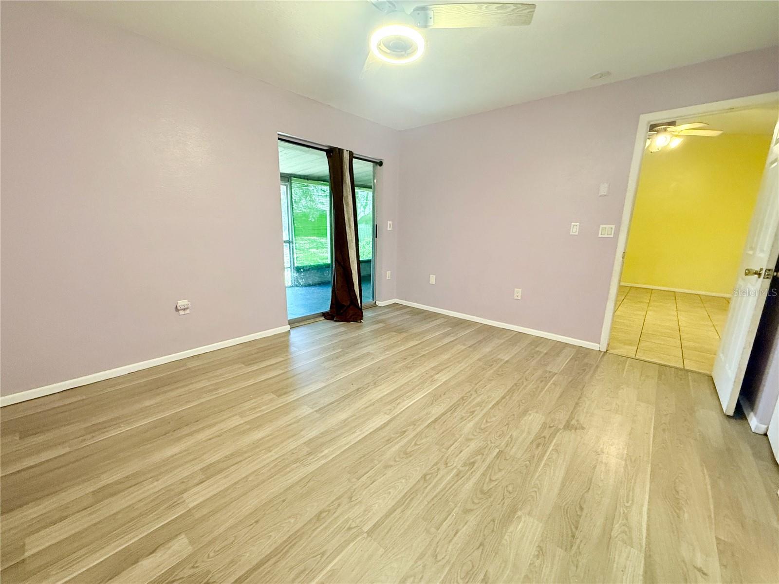 Image 6 of 20 For 1531 41st Avenue Drive E 24
