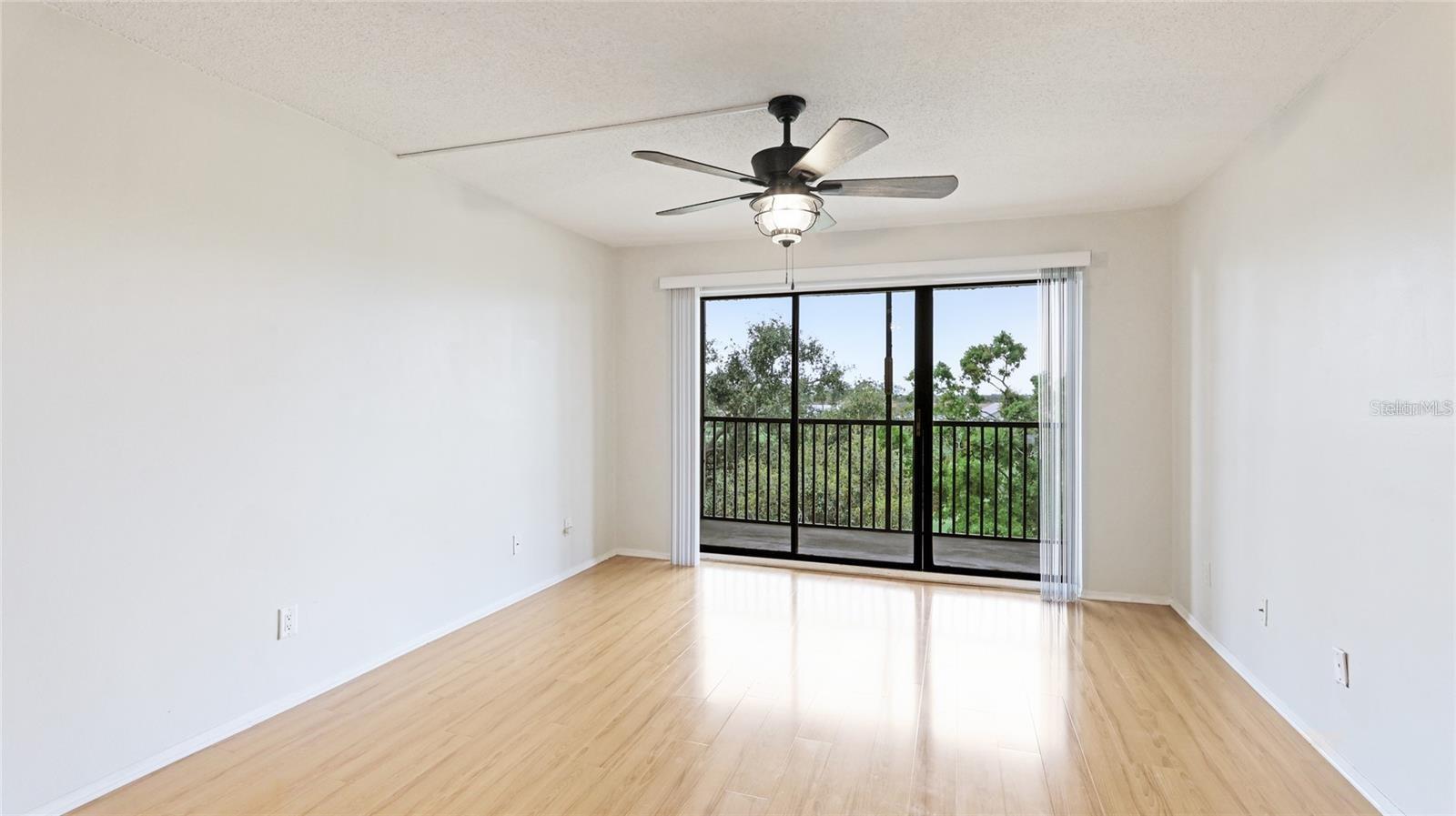 Image 5 of 25 For 6124 43rd Street W 404a
