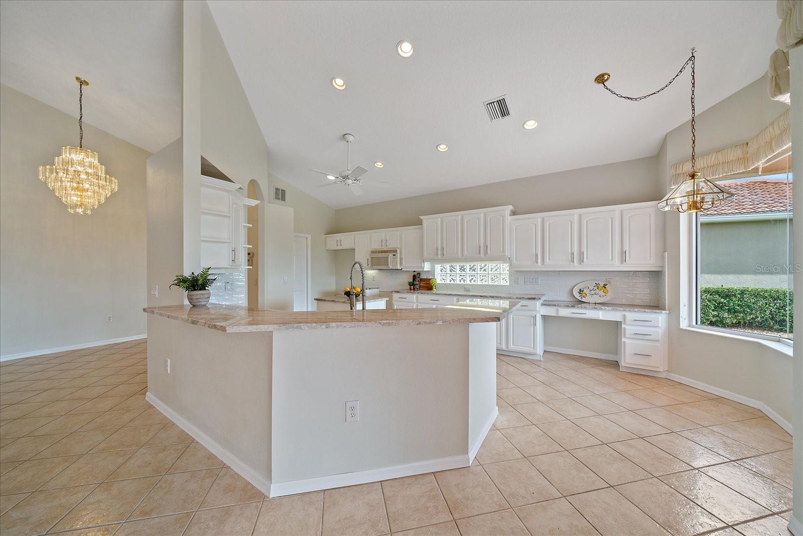 Image 12 of 43 For 6408 Rookery Circle