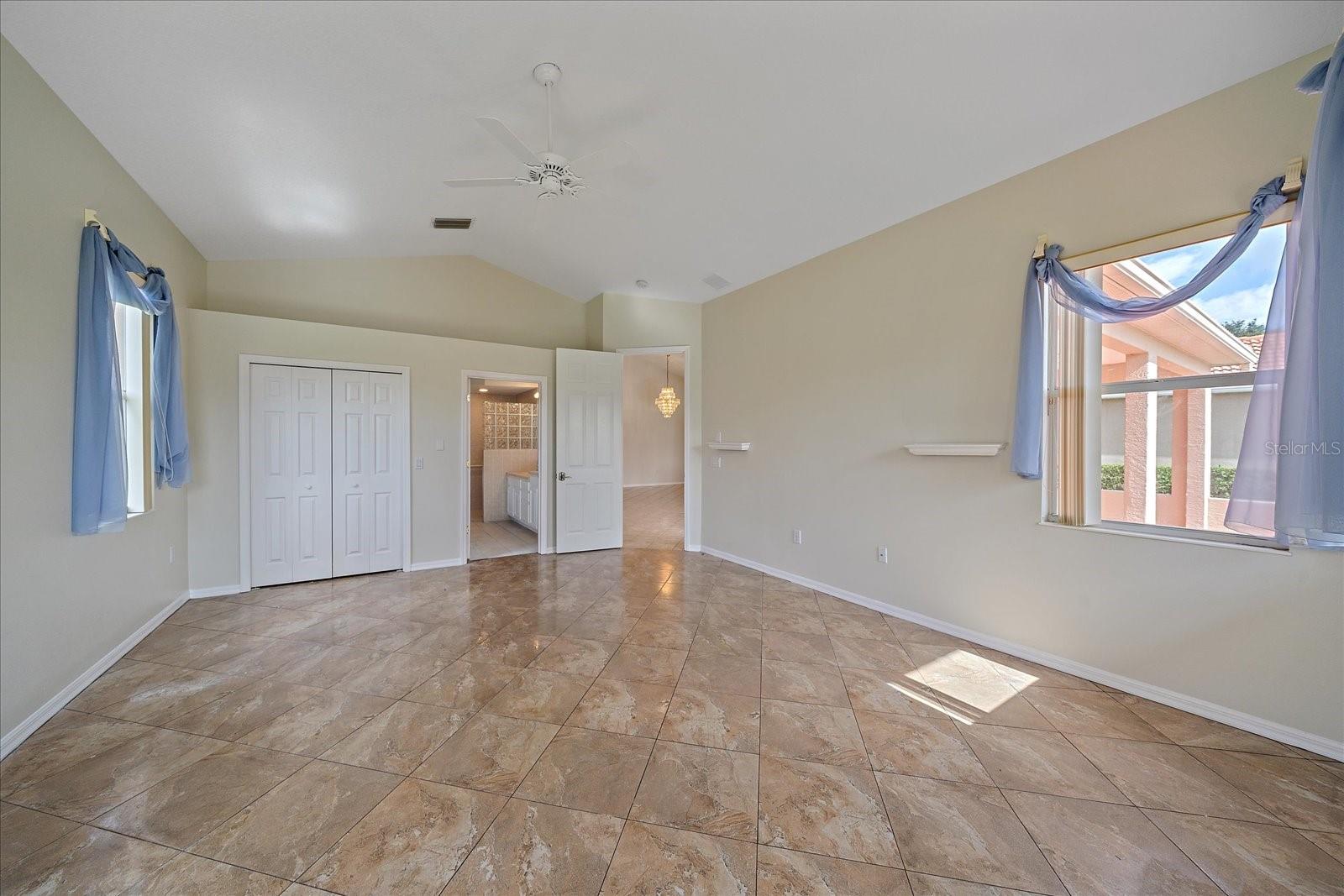 Image 23 of 43 For 6408 Rookery Circle