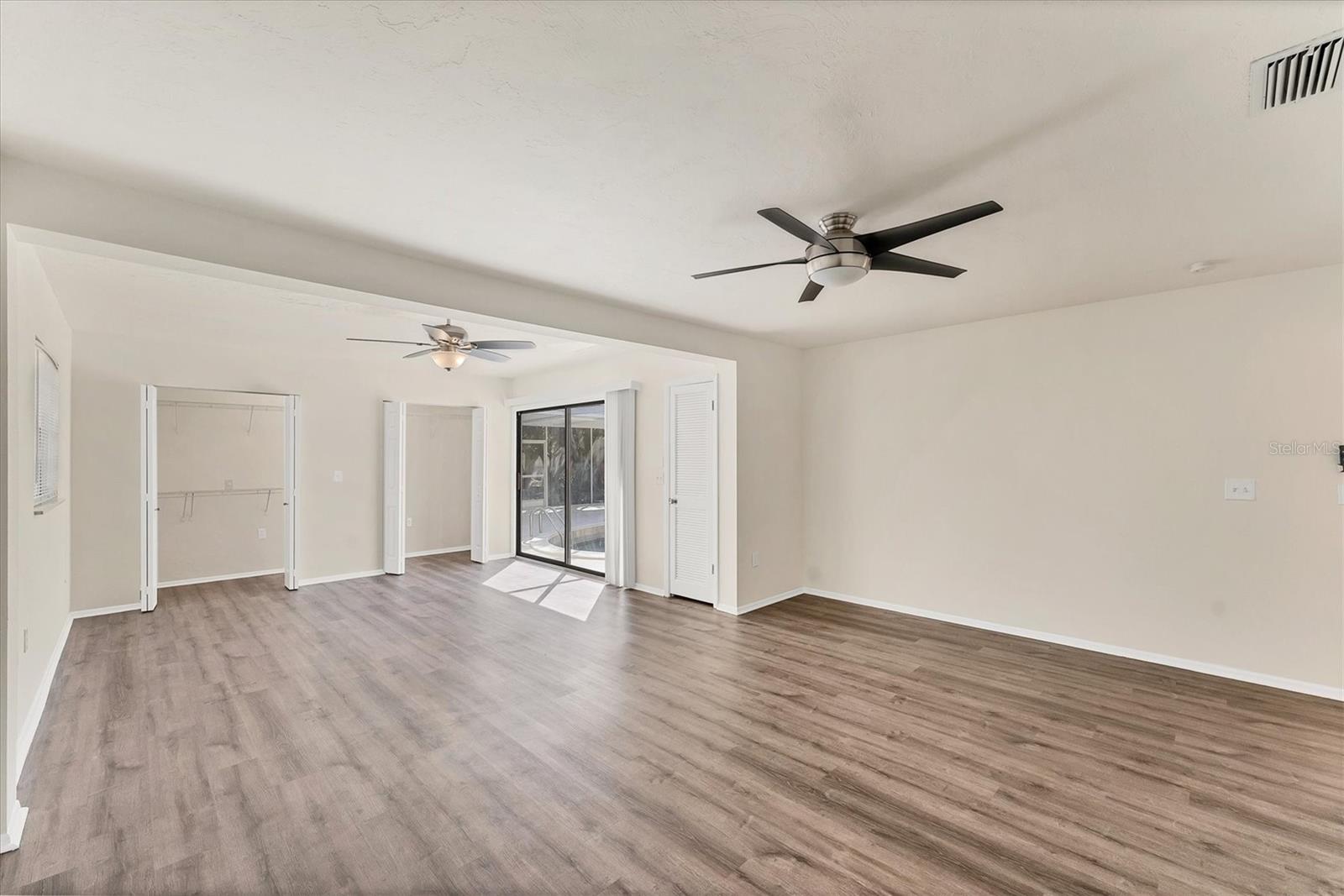 Image 13 of 35 For 4907 4th Avenue Circle Nw