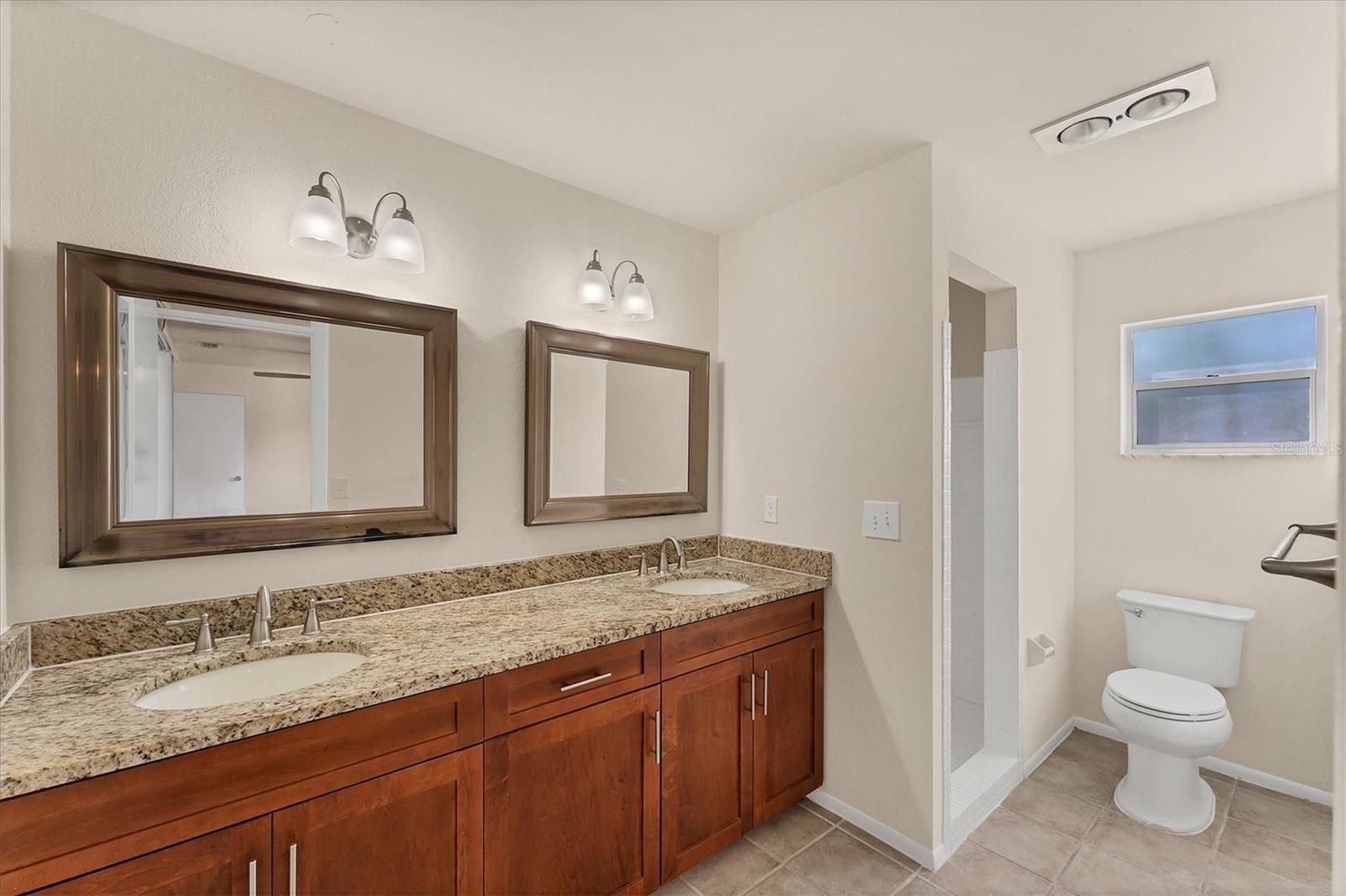 Image 19 of 35 For 4907 4th Avenue Circle Nw