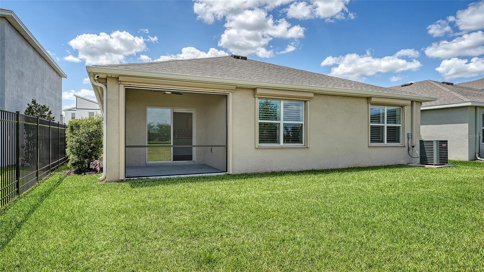 Image 23 of 30 For 17119 Barnwood Place