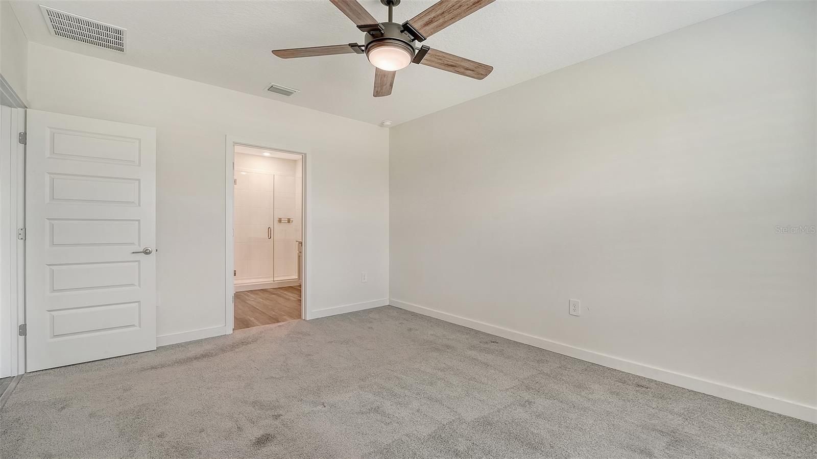 Image 8 of 30 For 17119 Barnwood Place