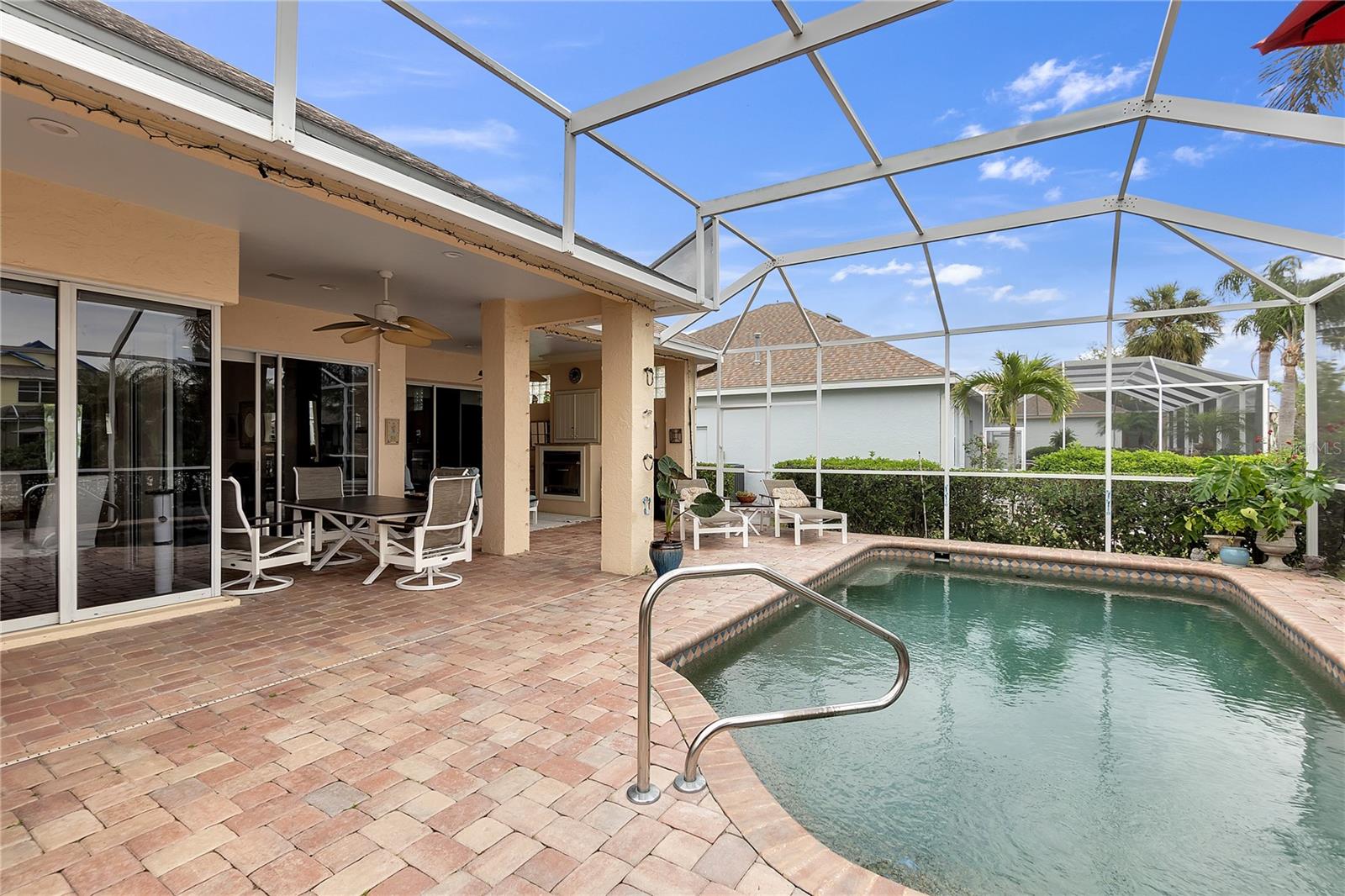 Image 18 of 23 For 4616 Blue Marlin Drive