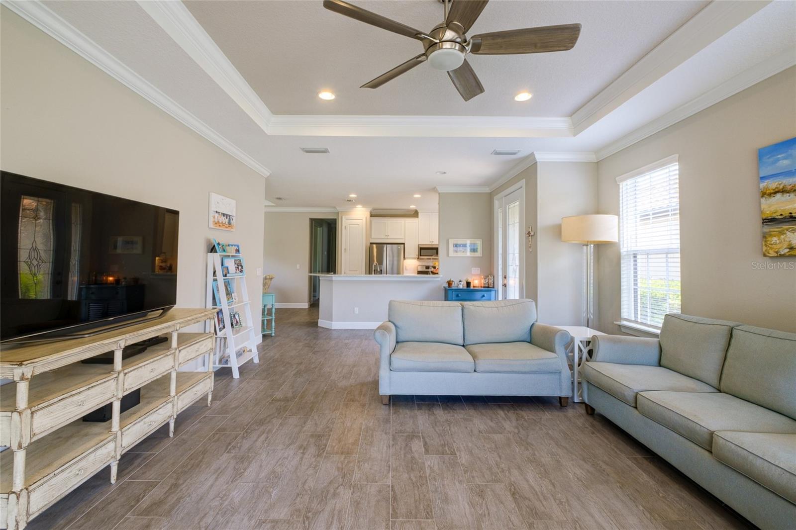Image 13 of 46 For 5301 Bartolomeo Street