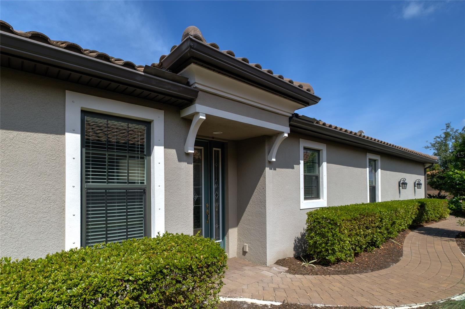 Image 2 of 46 For 5301 Bartolomeo Street