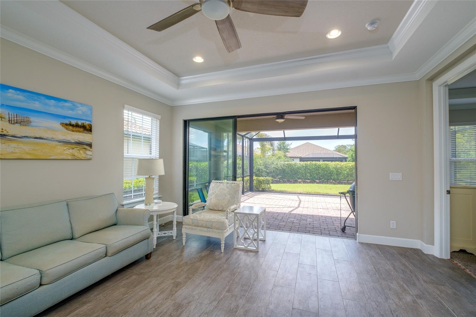 Image 9 of 46 For 5301 Bartolomeo Street