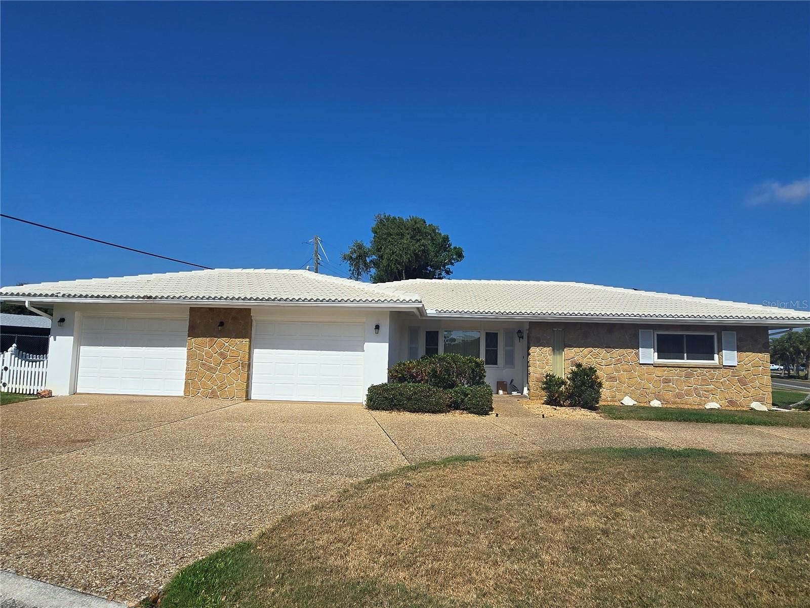 Details for 3105 Gulfgate Drive, SARASOTA, FL 34231