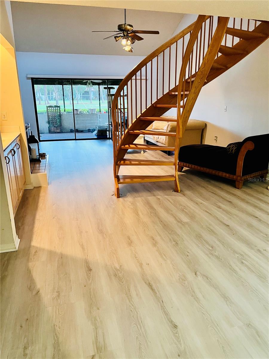 Image 4 of 6 For 3411 Avenida Madera  B