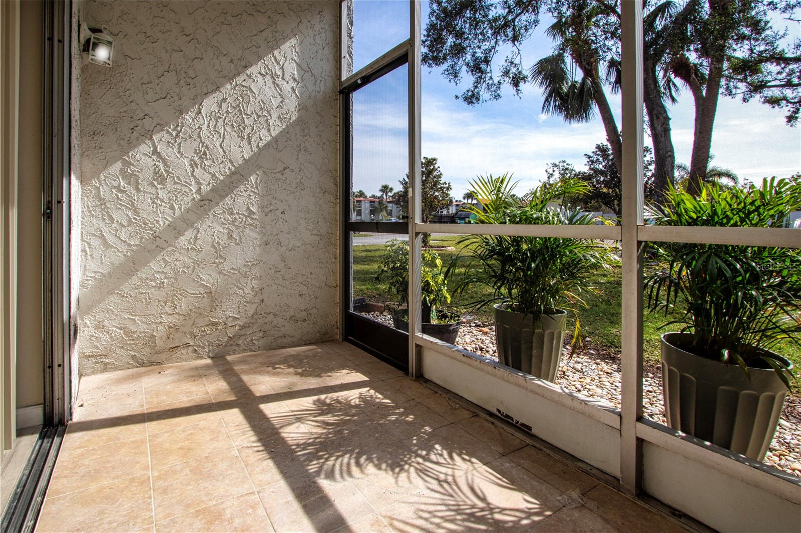 Image 35 of 51 For 3259 Beneva Road 102