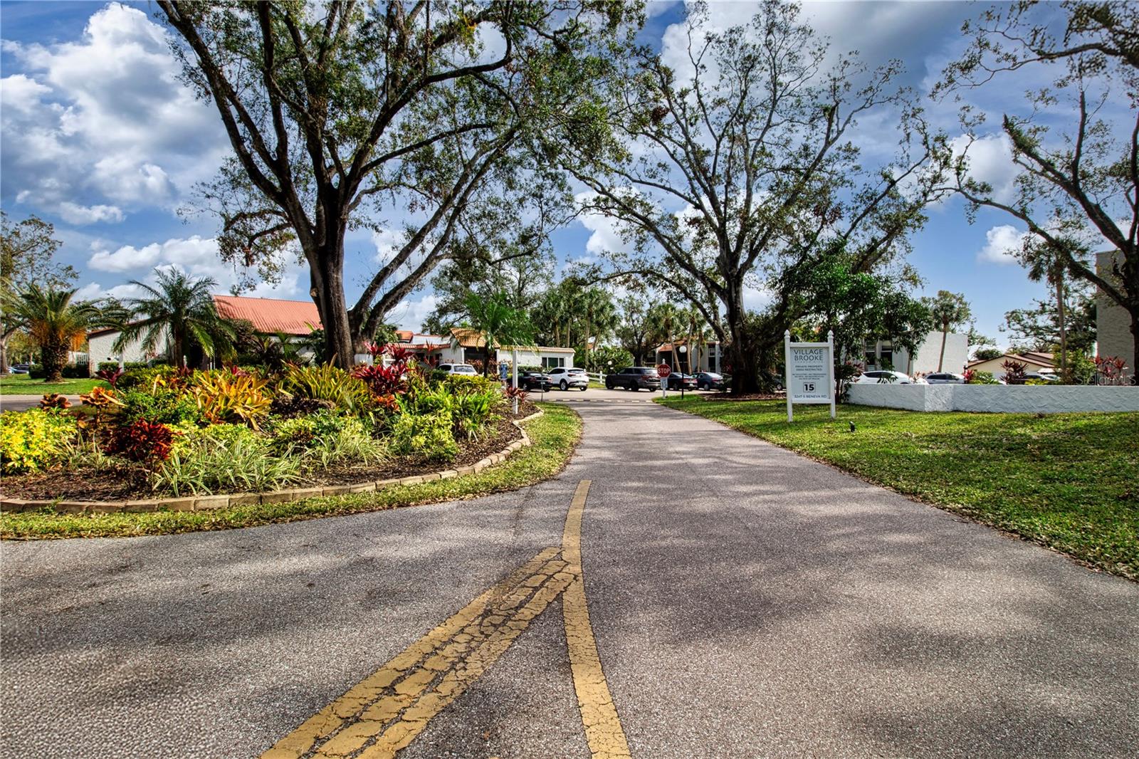 Image 39 of 51 For 3259 Beneva Road 102