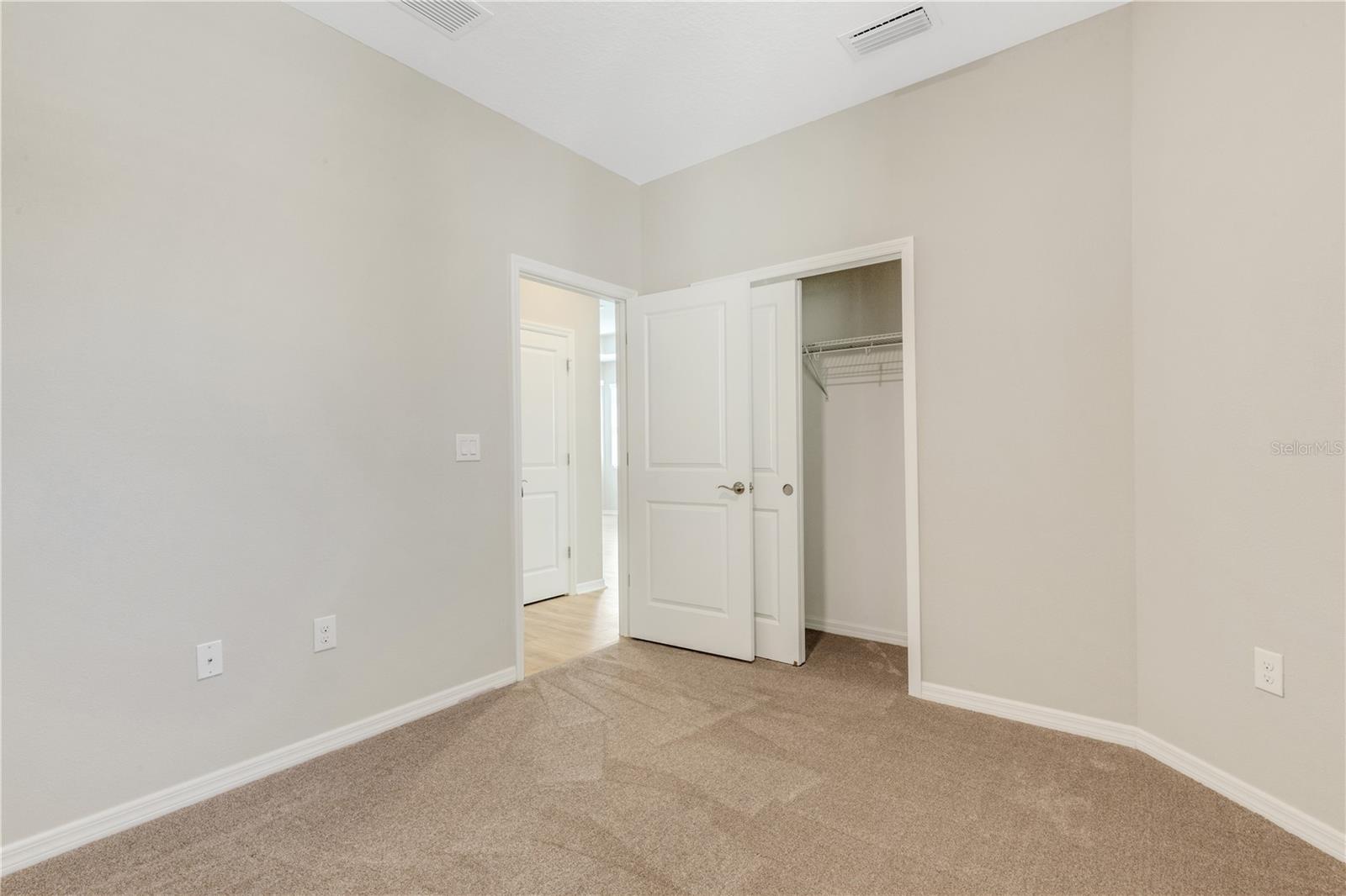 Image 14 of 30 For 5985 Amberly Drive
