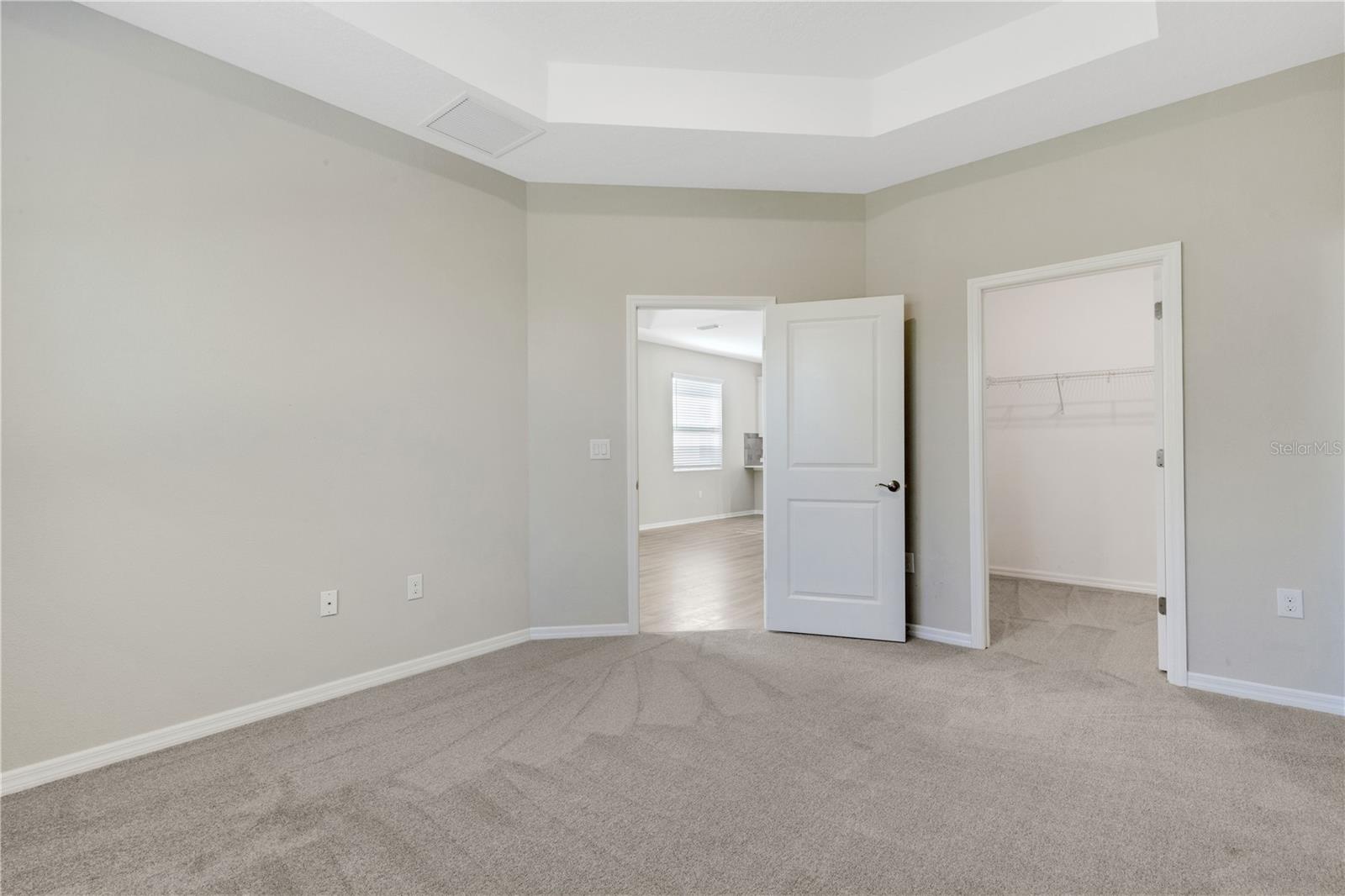Image 18 of 30 For 5985 Amberly Drive