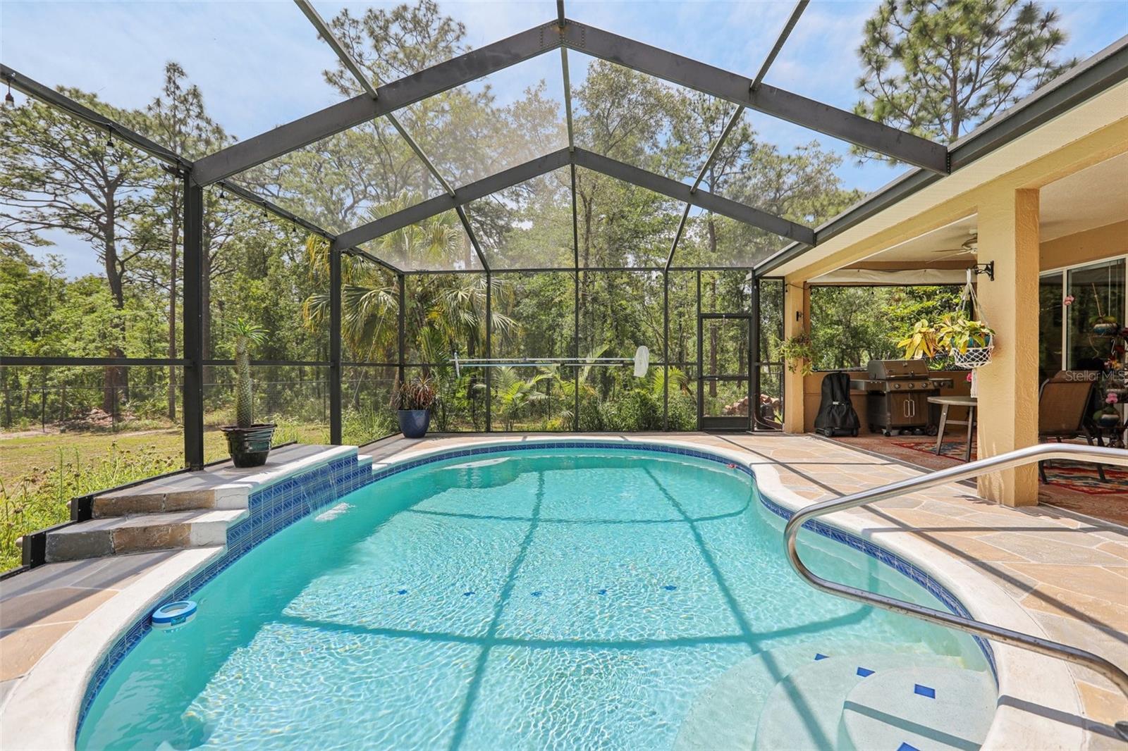 Listing photo id 28 for 18026 Nutcracker Road