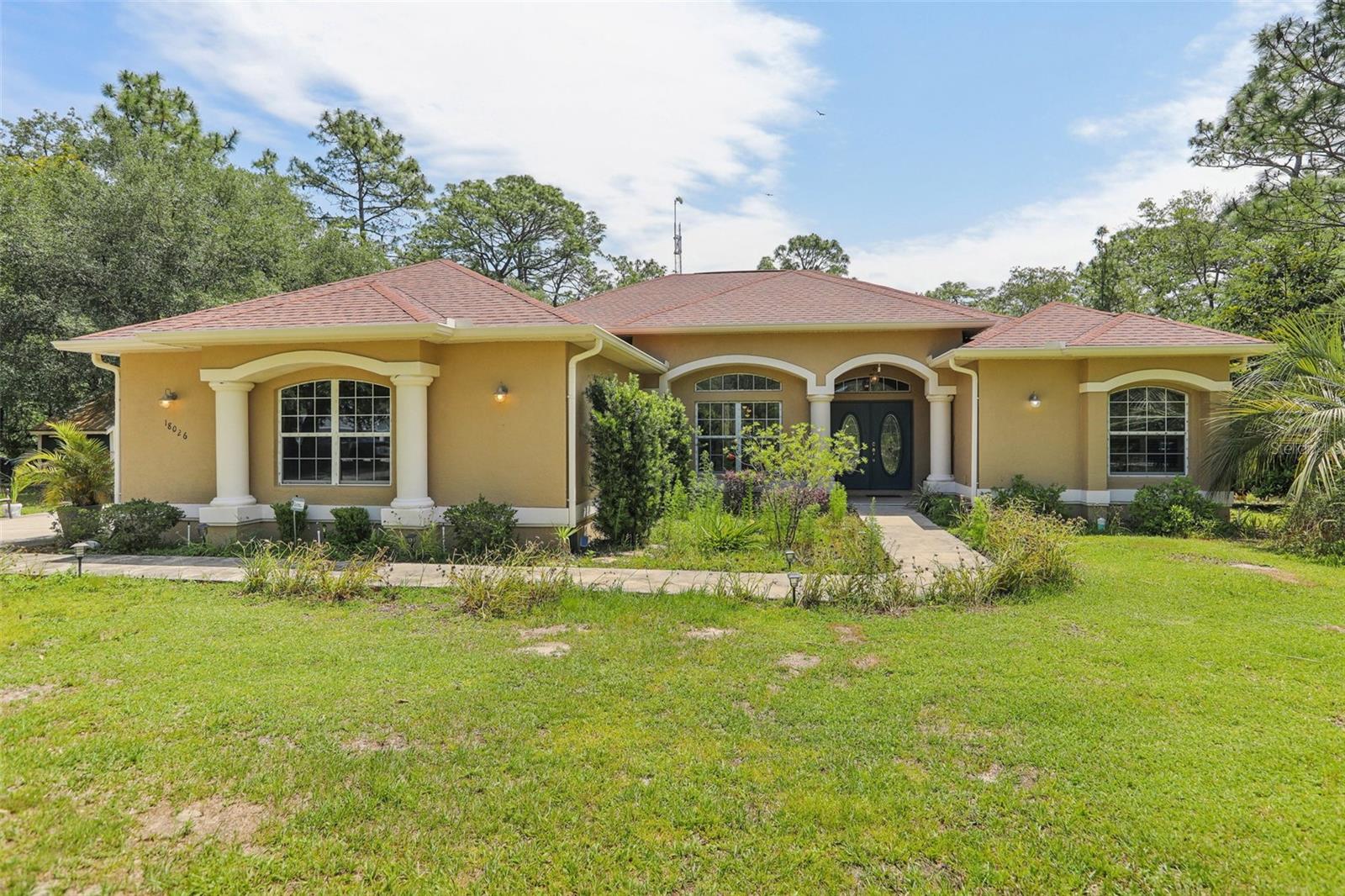 Listing photo id 29 for 18026 Nutcracker Road