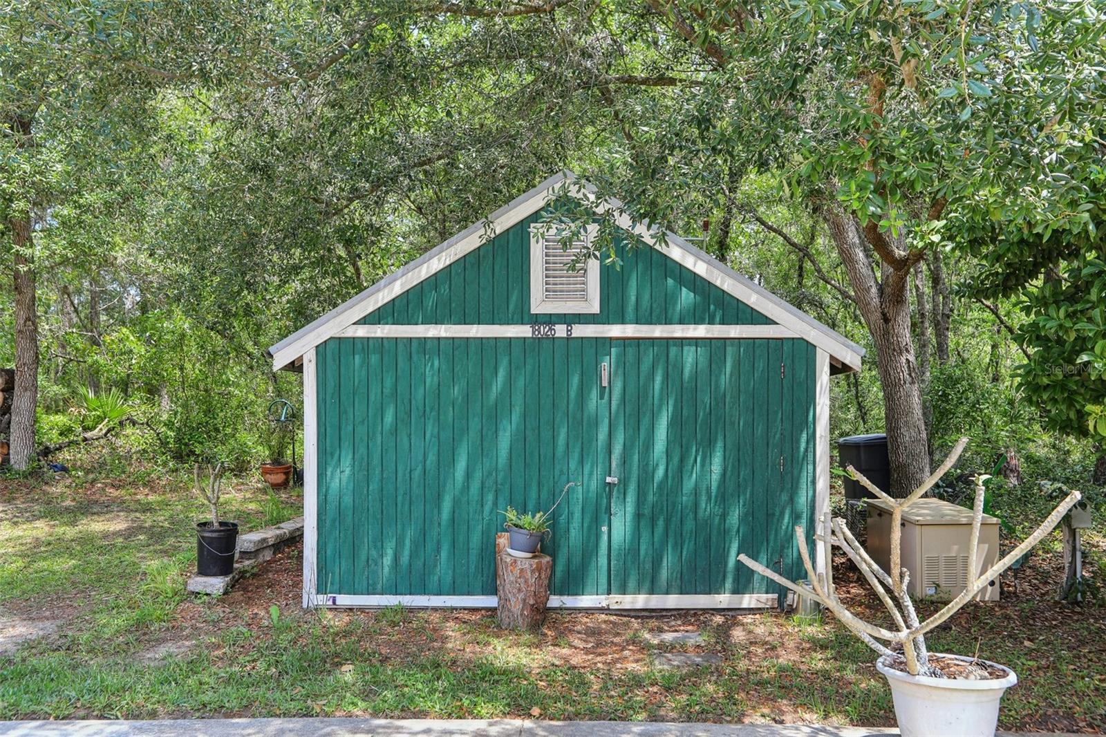 Listing photo id 32 for 18026 Nutcracker Road