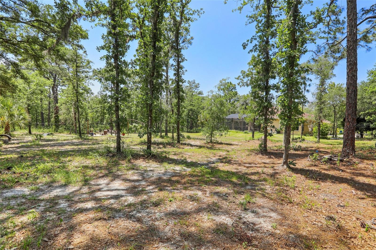 Listing photo id 39 for 18026 Nutcracker Road