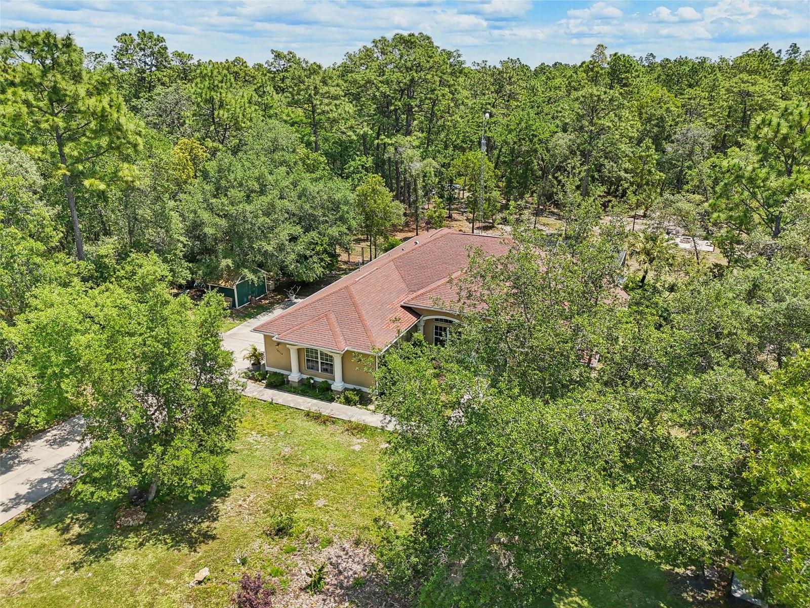 Listing photo id 43 for 18026 Nutcracker Road