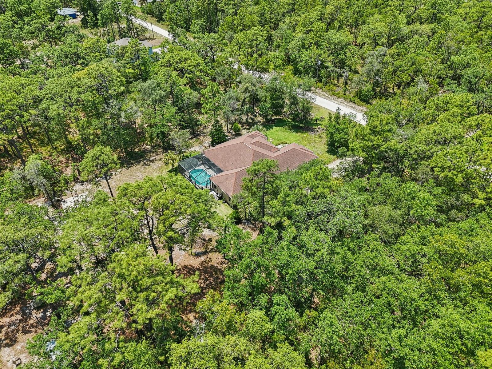 Listing photo id 48 for 18026 Nutcracker Road