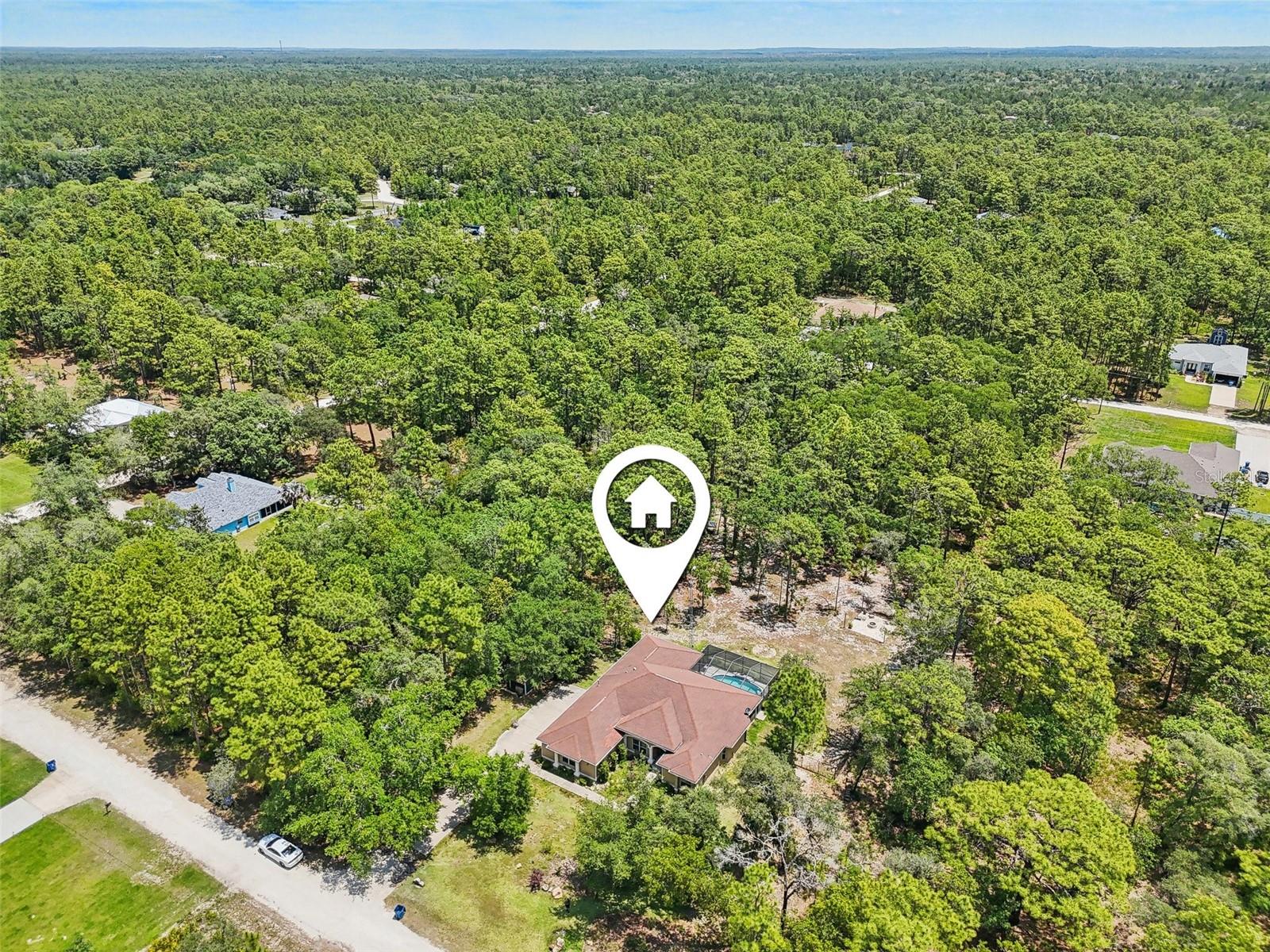 Listing photo id 53 for 18026 Nutcracker Road