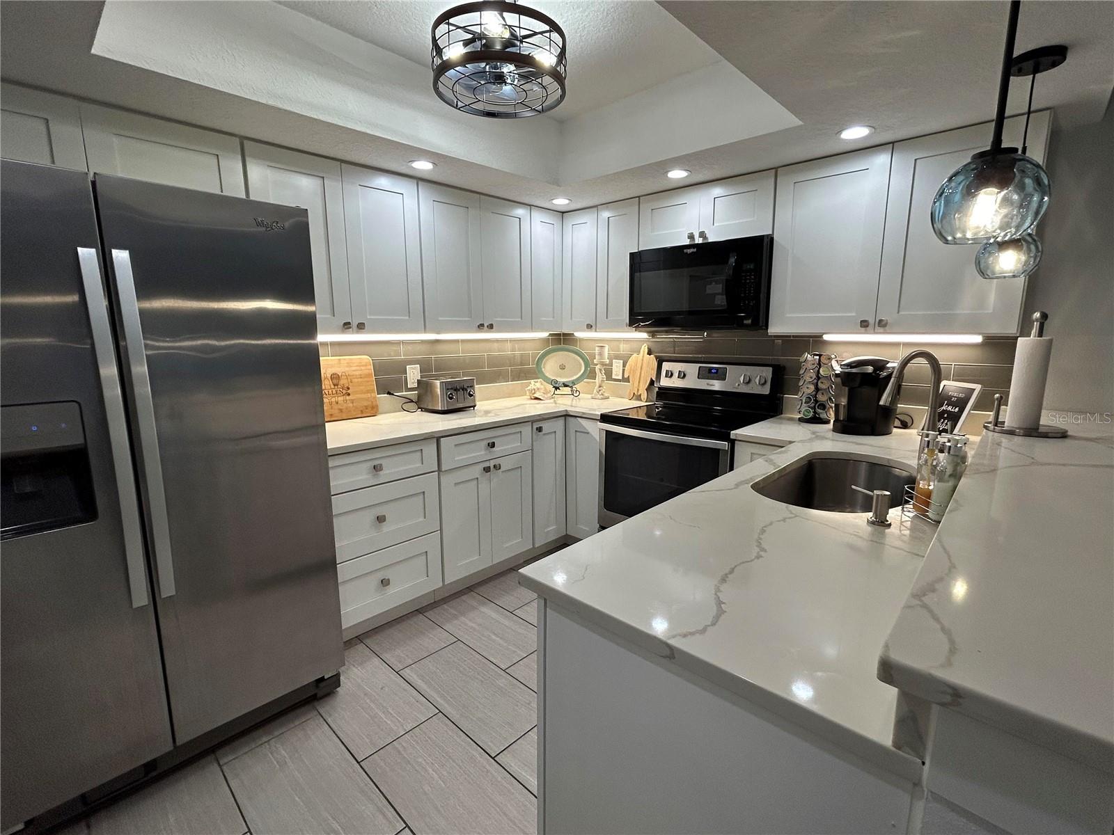 Image 4 of 26 For 6301 Manatee Avenue W