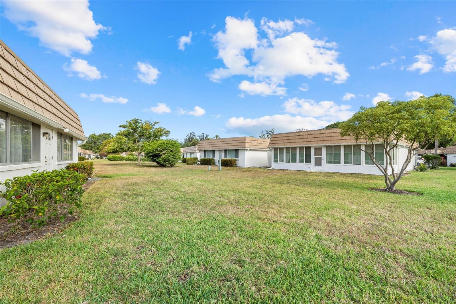 Image 19 of 33 For 2749 Riverbluff Place V65