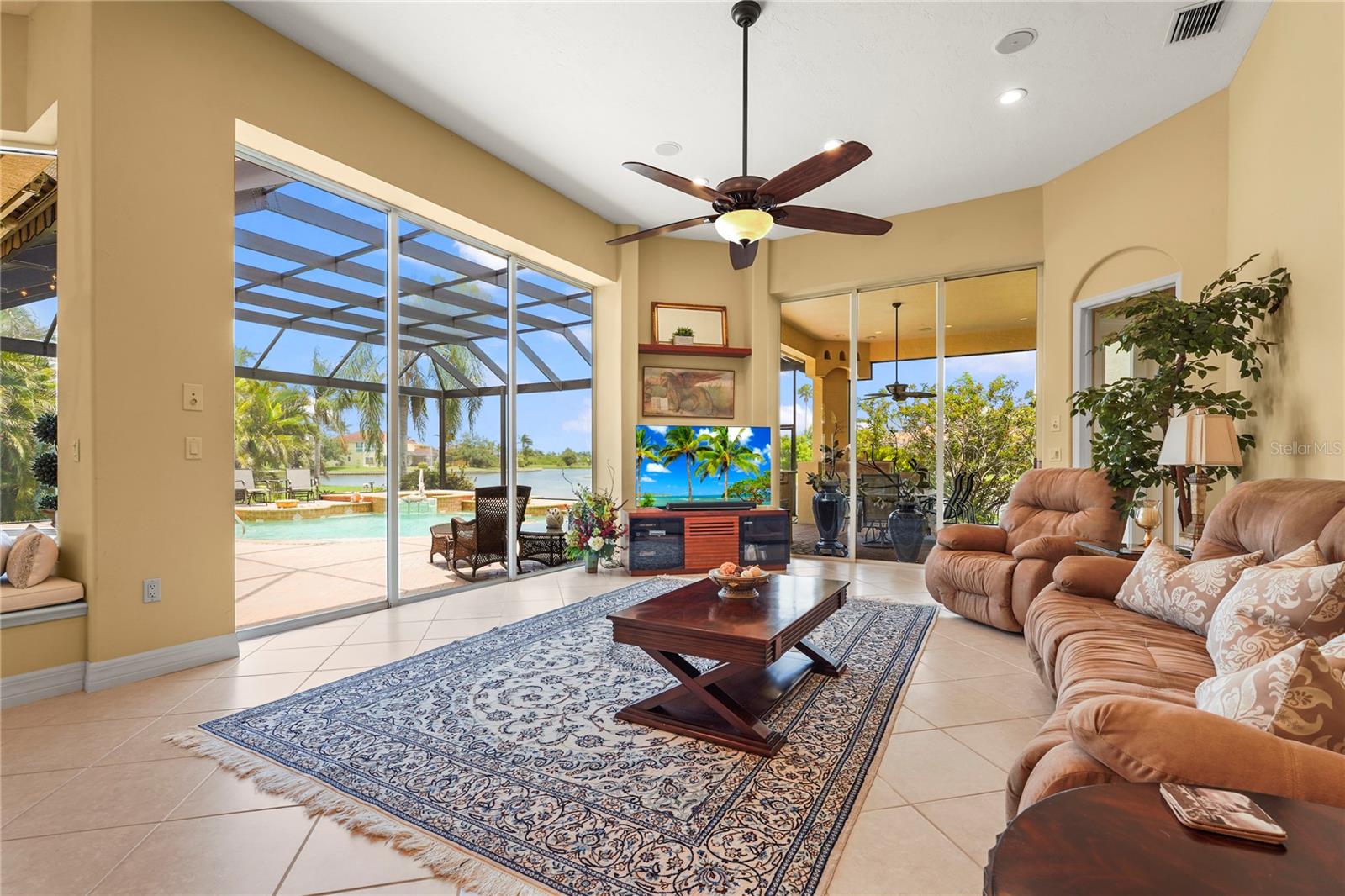 Image 4 of 89 For 6143 9th Avenue Circle Ne
