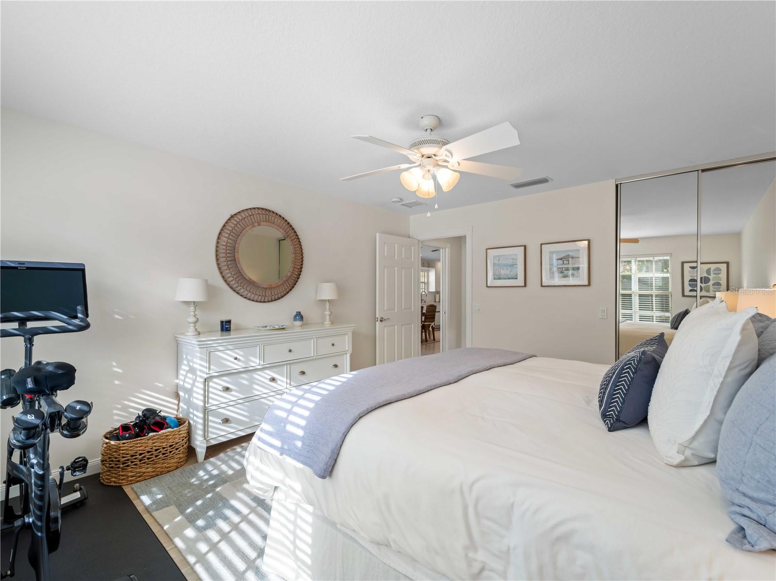 Listing photo id 18 for 7641 Quinto Drive