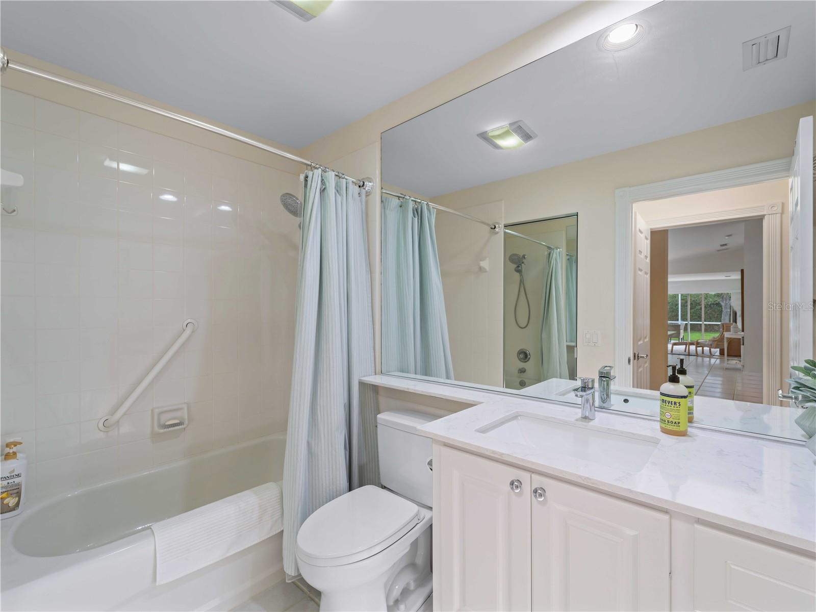 Listing photo id 25 for 7641 Quinto Drive