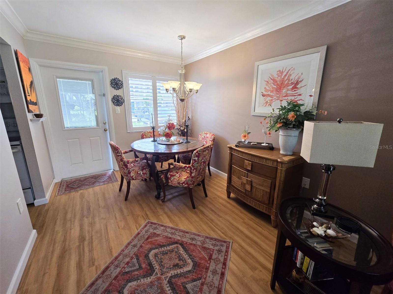 Image 11 of 29 For 2207 Sunset Drive E5