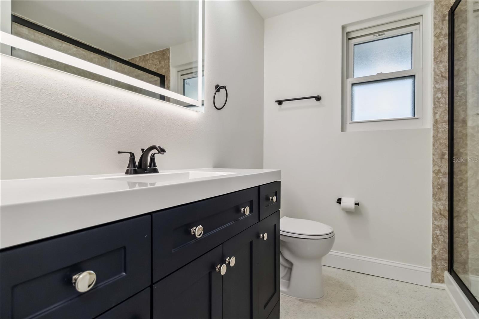 Image 15 of 37 For 21152 Higgs Drive