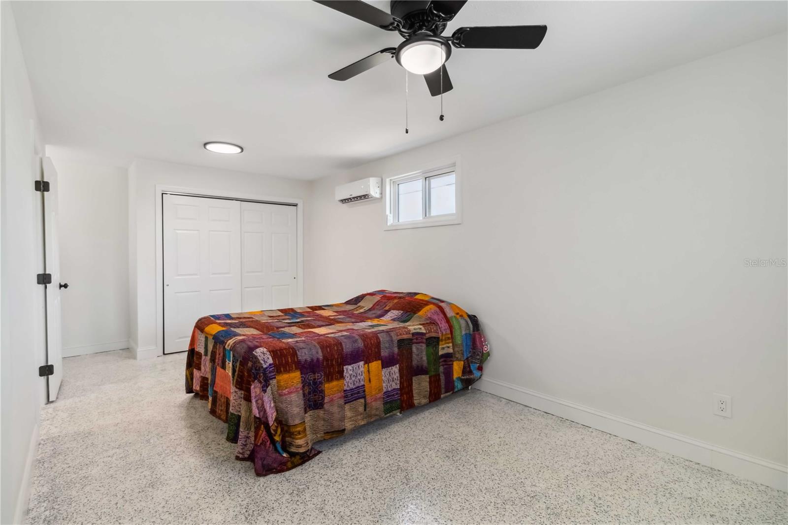 Image 8 of 37 For 21152 Higgs Drive