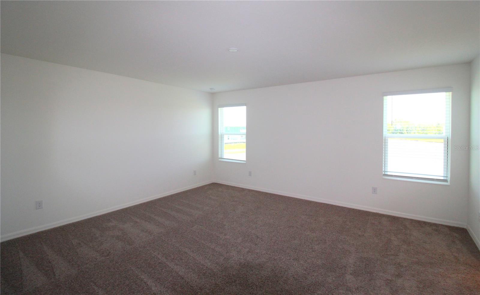 Image 13 of 33 For 10915 Bluestem Cove