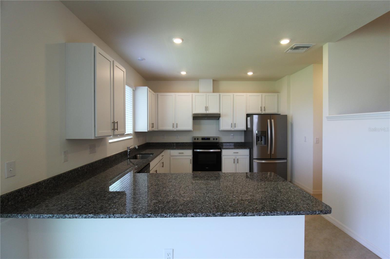 Image 2 of 33 For 10915 Bluestem Cove