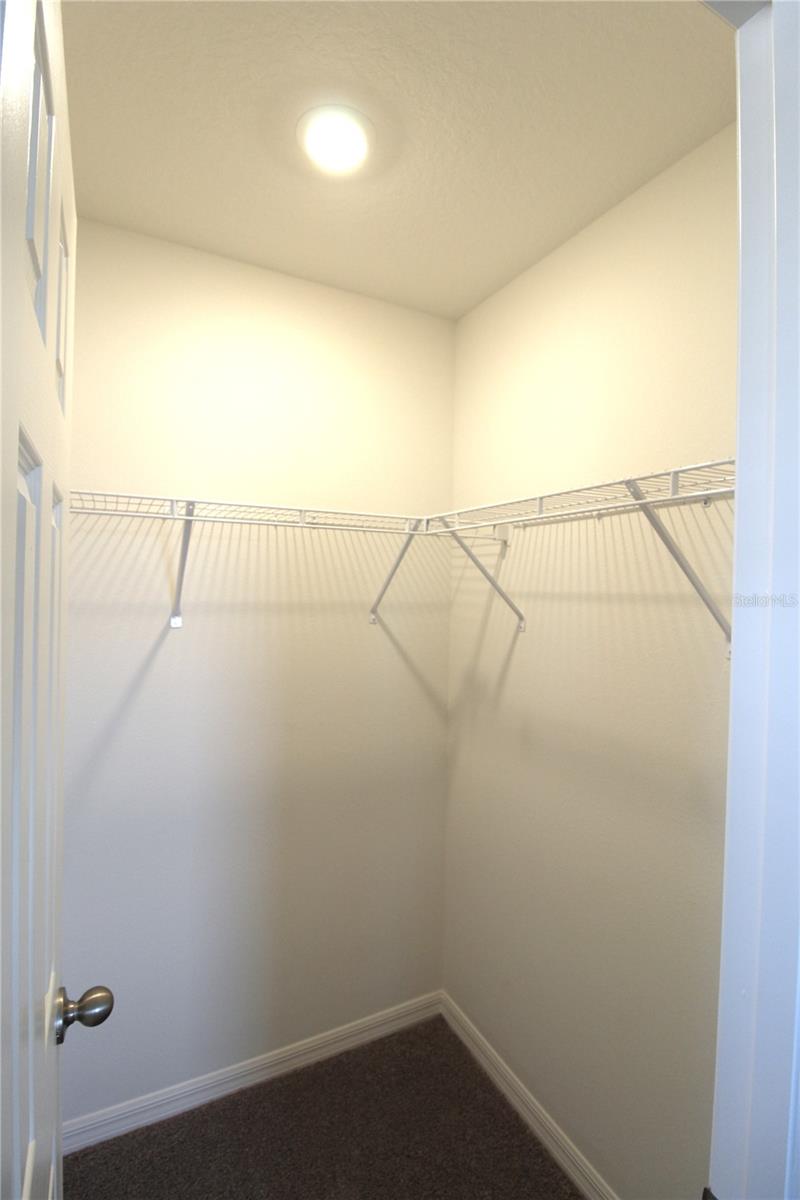 Image 21 of 33 For 10915 Bluestem Cove