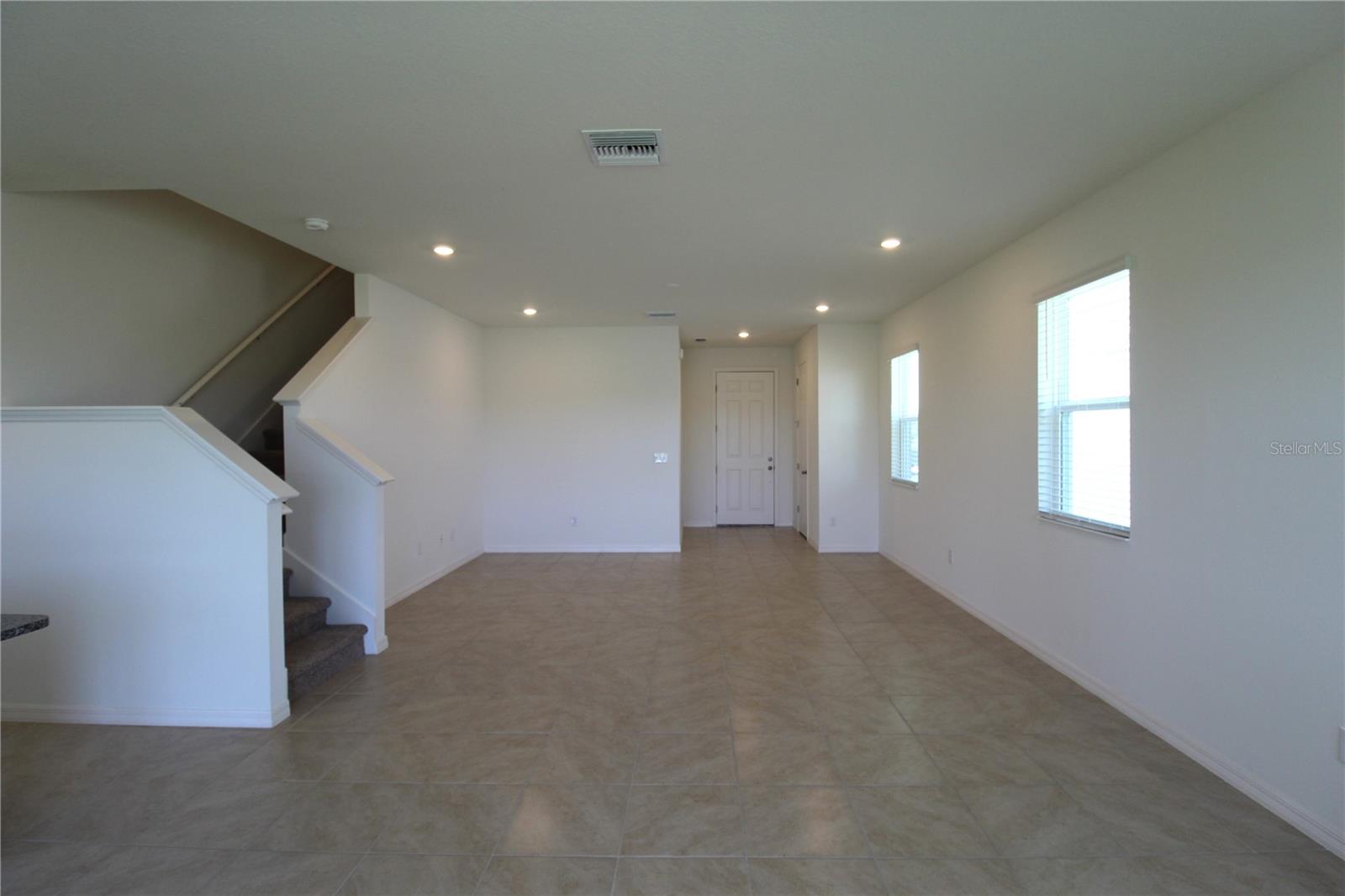 Image 7 of 33 For 10915 Bluestem Cove