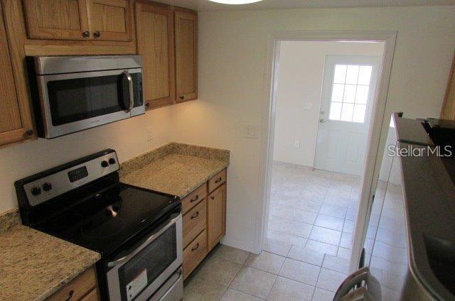 Image 3 of 21 For 2881 Wood Street