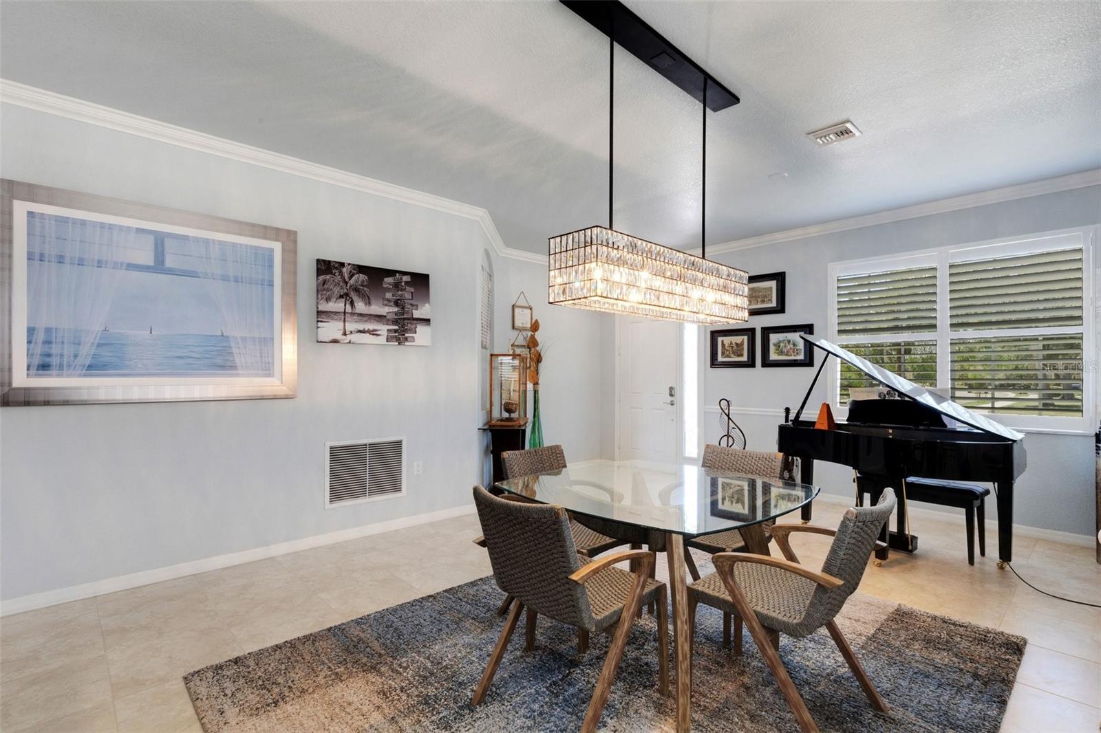 Image 12 of 99 For 212 River Enclave Court