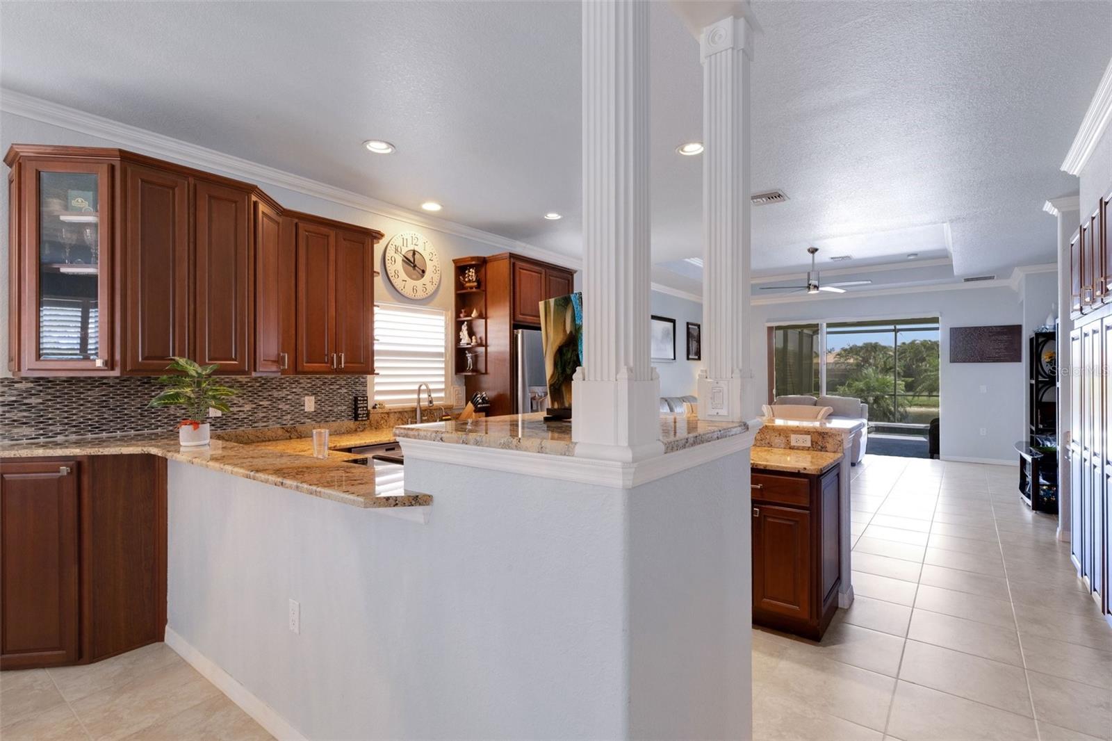 Image 15 of 99 For 212 River Enclave Court