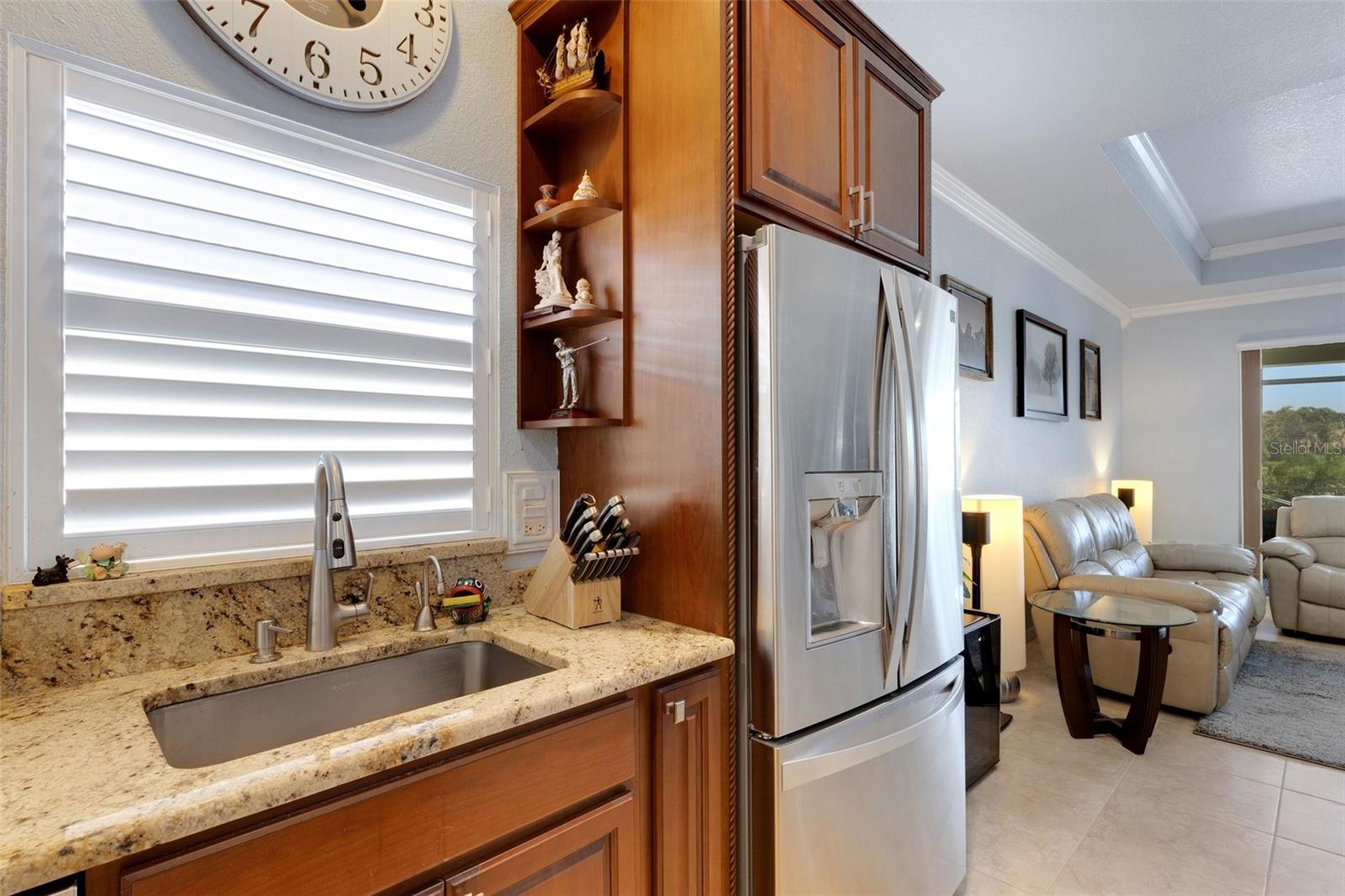 Image 19 of 99 For 212 River Enclave Court