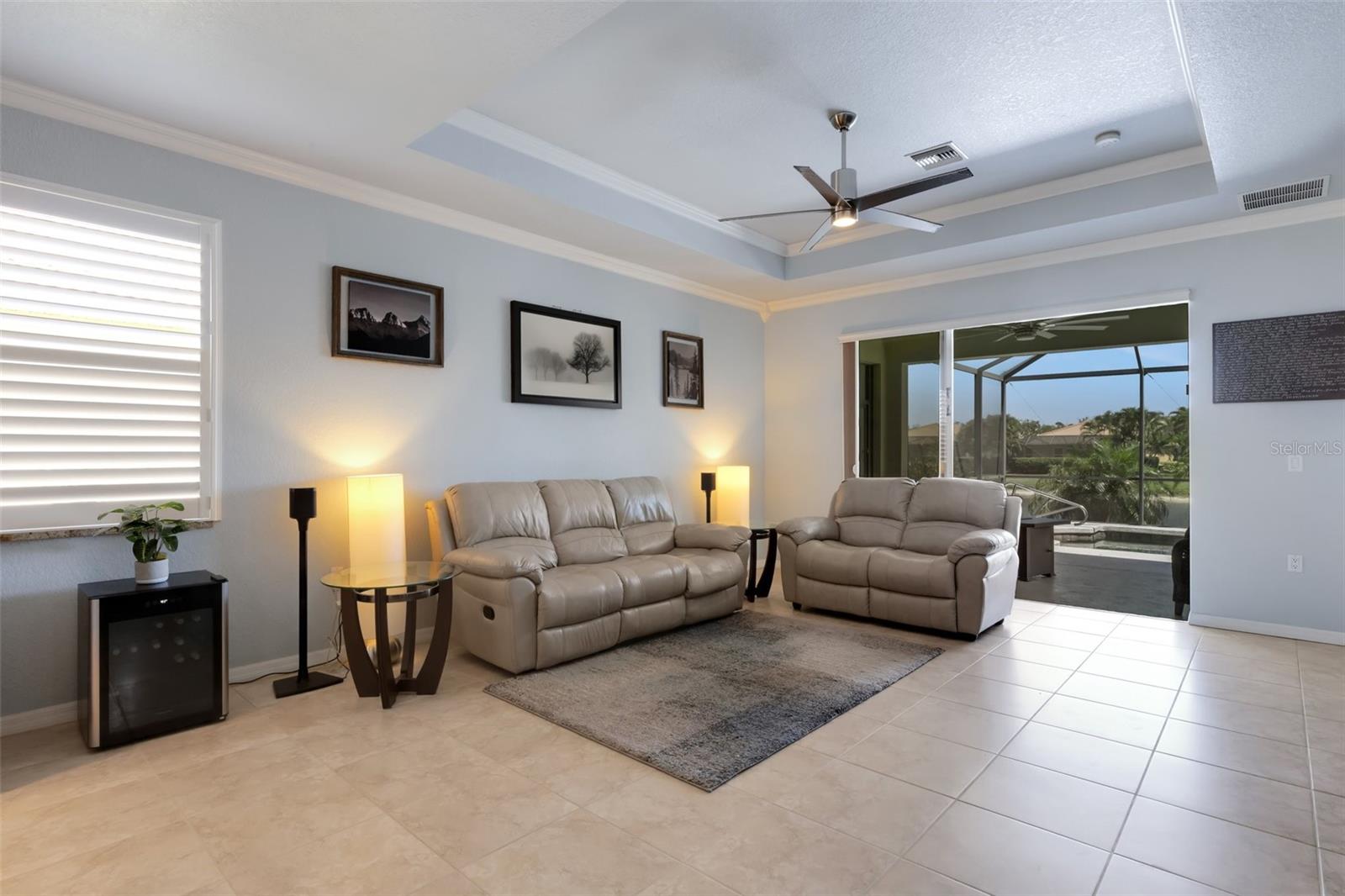 Image 24 of 99 For 212 River Enclave Court