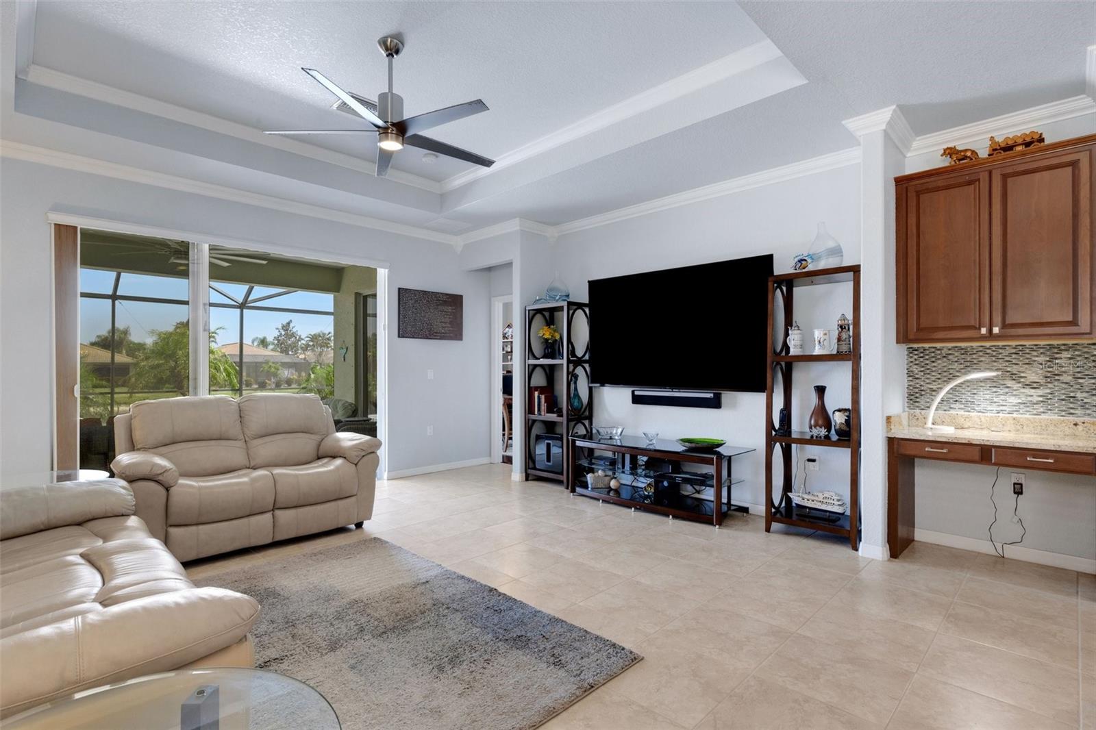 Image 26 of 99 For 212 River Enclave Court