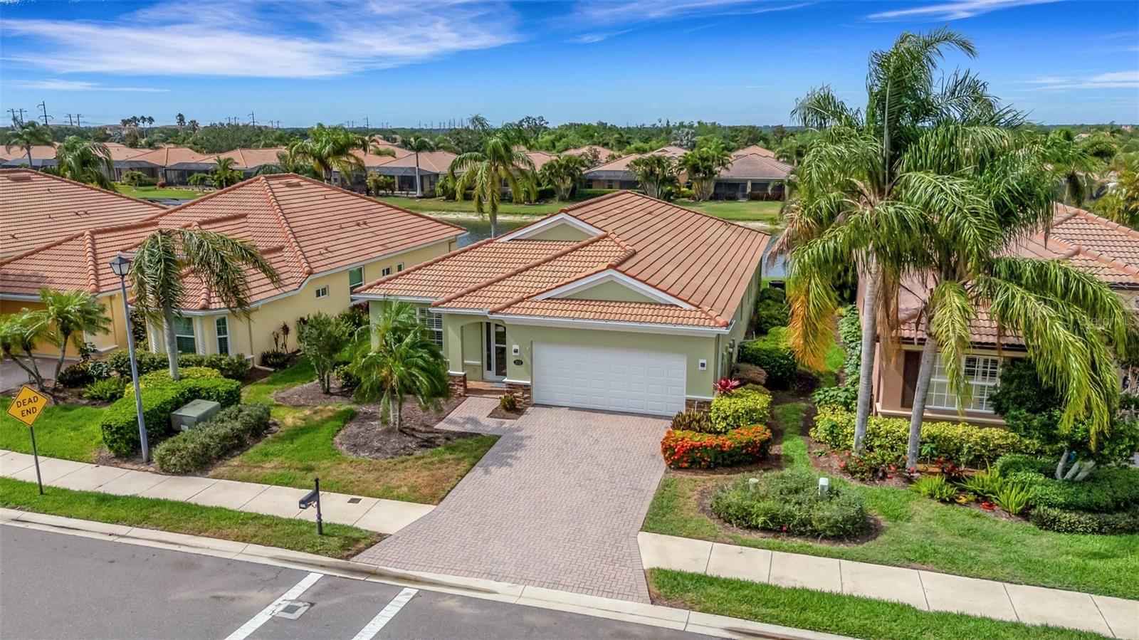 Image 3 of 99 For 212 River Enclave Court