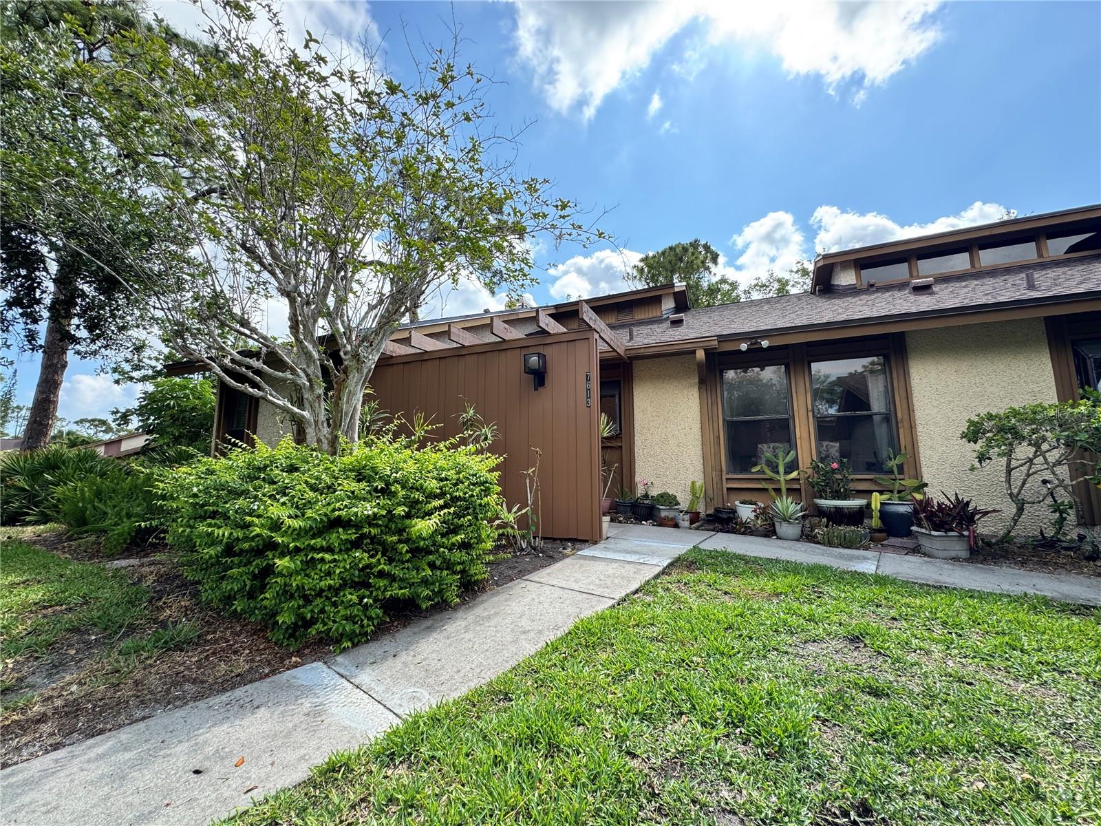 Image 2 of 50 For 7613 4th Avenue W 7613