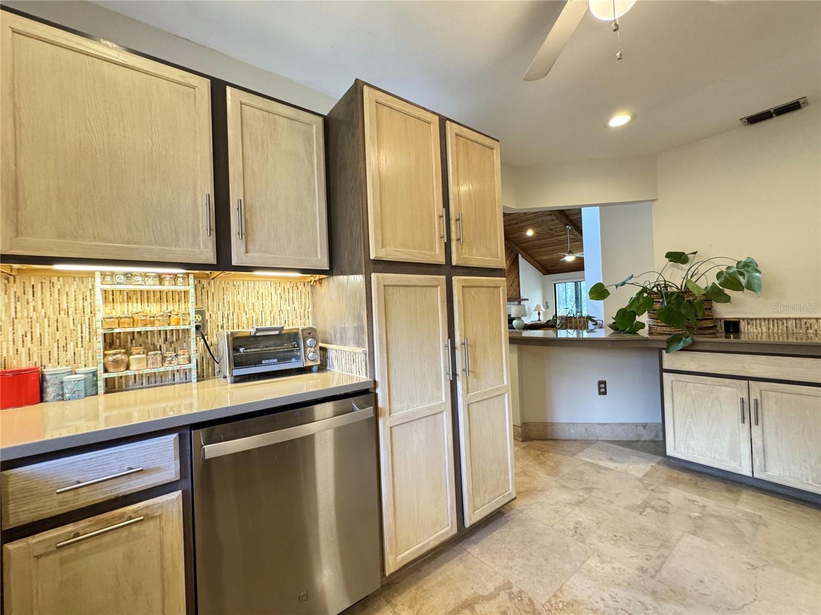 Image 8 of 50 For 7613 4th Avenue W 7613