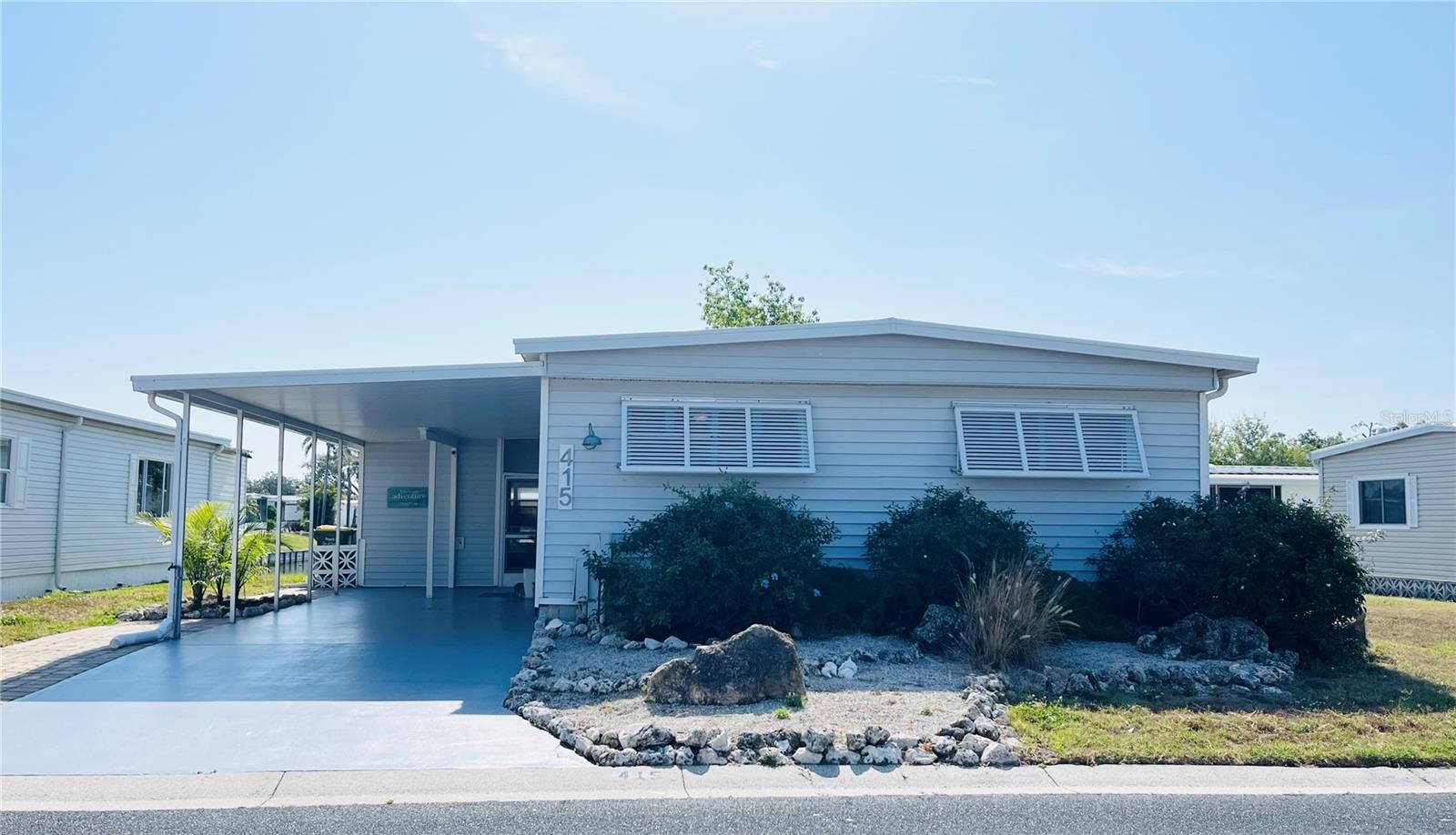 Details for 415 Oakwood Boulevard W, SARASOTA, FL 34237