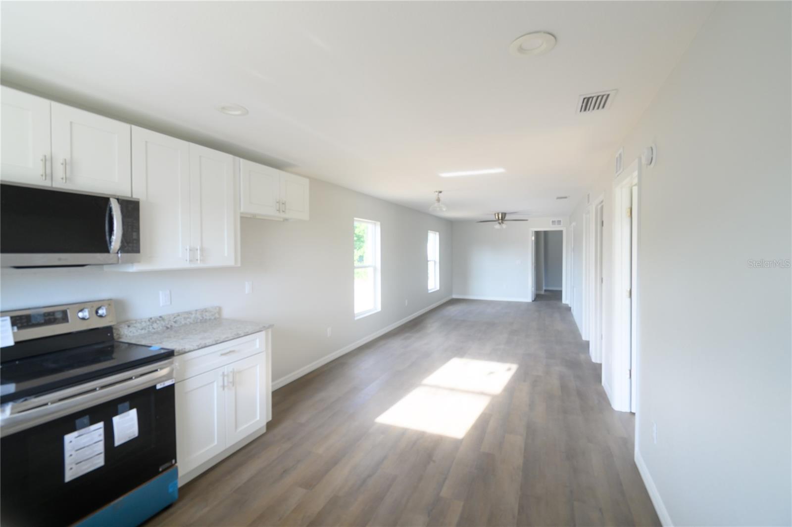 Image 4 of 17 For 1208 Mills Avenue