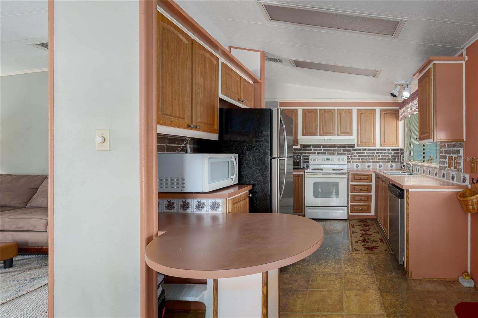 Image 14 of 31 For 3108 Dorothy Place