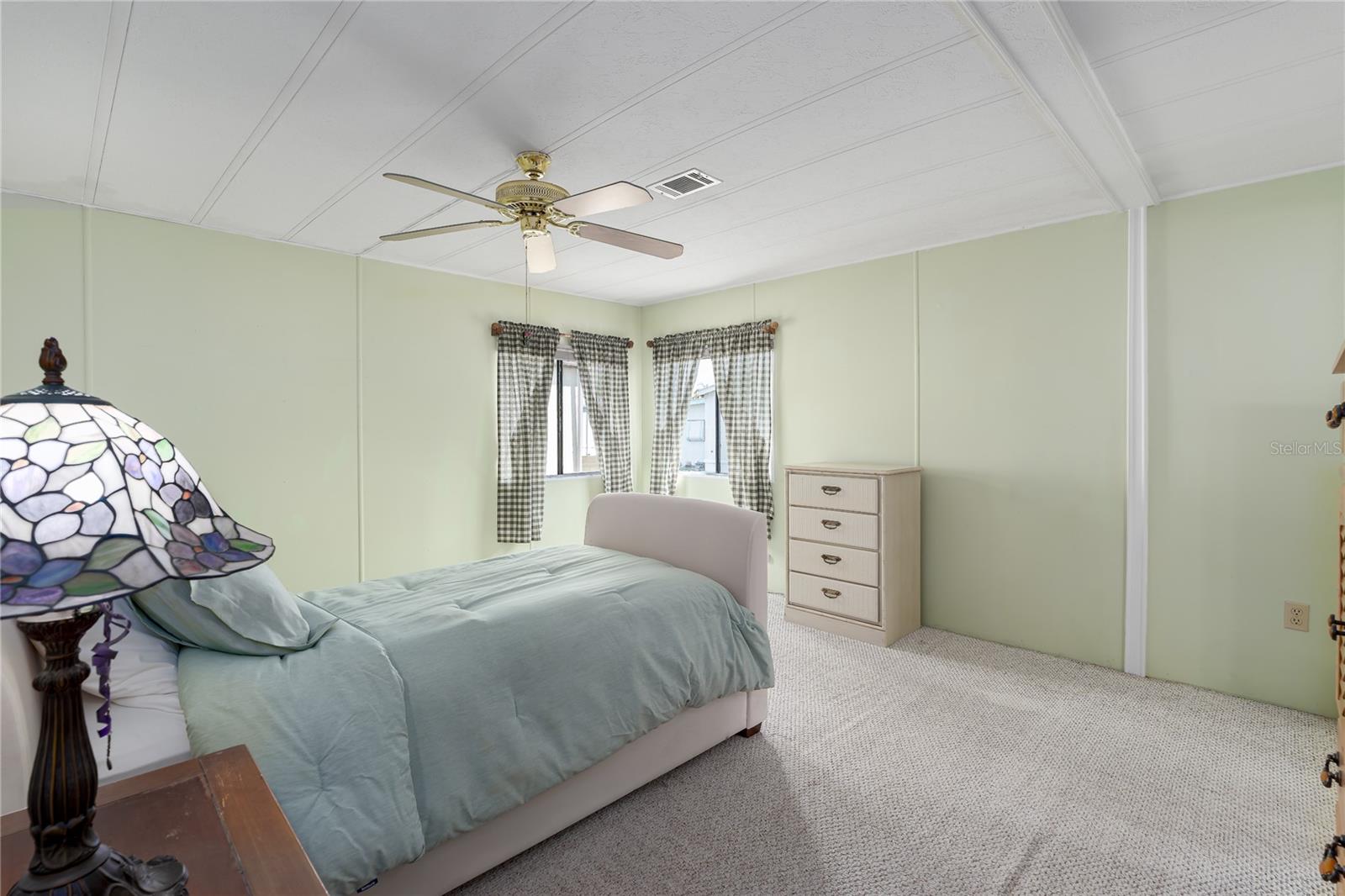 Image 21 of 31 For 3108 Dorothy Place